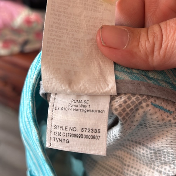 Puma Shorts Woman’s - Golf Athletic - size 10 Turquoise Dri fit - Picture 7 of 8